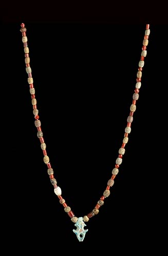A FAIENCE AND STONE BEADS NECKLACE ... 