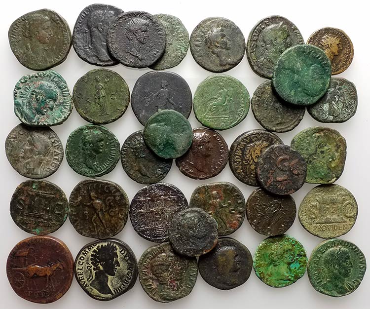 Lot of 35 Roman Imperial Æ coins, ... 