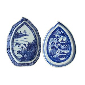 TWO BLUE-AND-WHITE PORCELAIN LEAF-SHAPED ... 