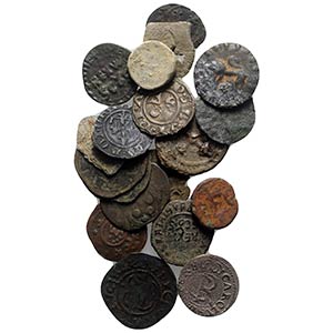 Lot of 20 Medieval-World Æ and BI coins and ... 