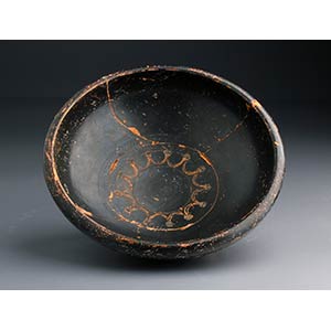 Etruscan black glazed bowl des Petites ... 