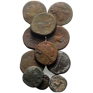 Apulia, lot of 11 Greek Æ coins, including ... 
