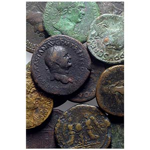 Lot of 15 Roman Imperial Æ Sestertii, to be ... 