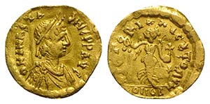 Anastasius I (491-518). AV Tremissis (13mm, ... 