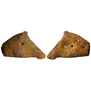 Greek or Etruscan Amber Heifer Head, 4st ... 