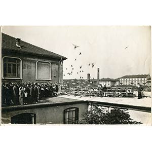 Cerimonia in una colombaia militare, 1930 ... 