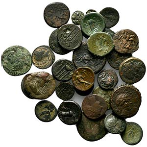Lot of 33 Greek Æ coins, to be catalog. Lot ... 