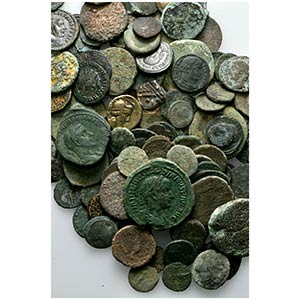 Mixed lot of 170 Greek and Roman Æ coins, ... 