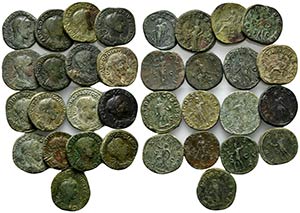 Gordian III, lot of 17 Æ Sestertii, to be ... 