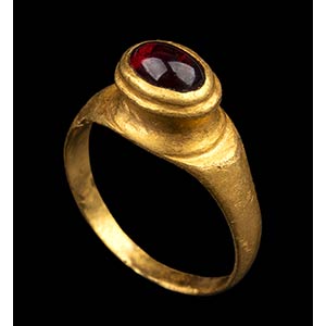 A roman gold ring set with a cabochon ... 