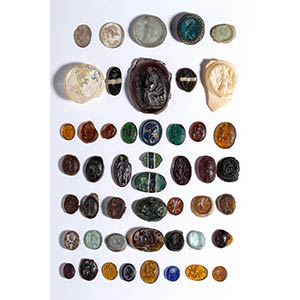 A lot of 48 roman glass intaglios and ... 