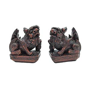 A PAIR OF CHINESE CARVED WOOD SCULPTURES OF ... 