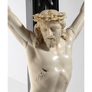 A French ivory Crucifix - 19th ... 