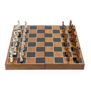 A Chinese ivory chess set - early 20th ... 