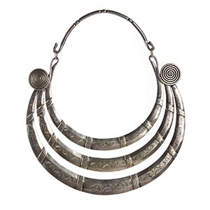 Miao silver ceremonial necklace - HMong ... 