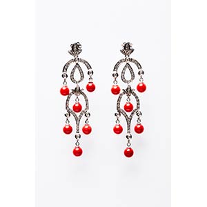 EARRINGS WITH BRILLIANT AND CORALS  Pair of ... 