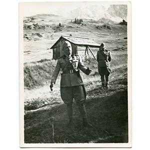   Soldati italiani su fronte  montano, 1940 ... 