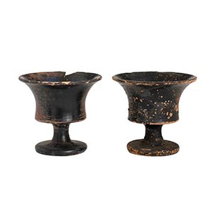 Couple of Apulian Black-Glazed Chalices, 4th ... 