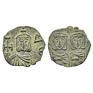 Constantine V (741-775); AE 40 Nummi (g ... 