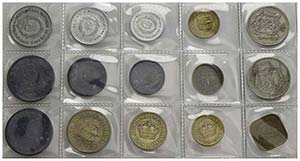 Estere - Lotto di 15 monete Varie