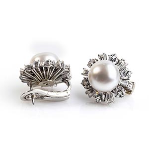 pearls and diamonds earrings  Very ... 