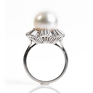 pearl and diamonds ring  18 kt ... 