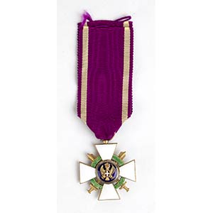 Italy, Kingdom, a knight cross of the order ... 