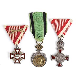 Lotto di 3 medaglie,due ordini austriaci,  ... 