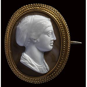 A neoclassical two-layers agate cameo ... 