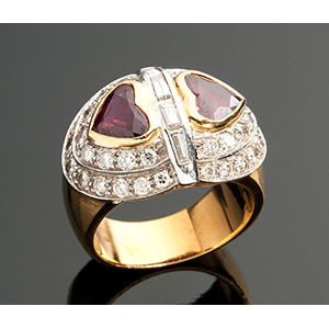 18K GOLD, RUBY DIAMOND RING; ; centered with ... 
