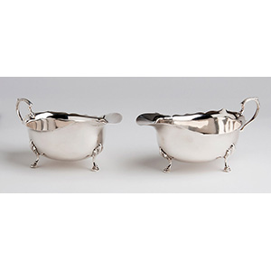 Fine pair of Sterling Silver Sauce boats, ... 