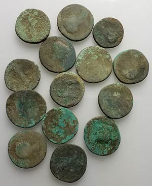 Lot of 14 Roman Imperial Æ Sestertii, to be ... 
