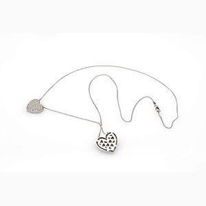 Necklace with diamonds pendants; ; ... 
