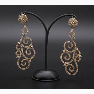 Diamonds earrings; ; 18k rose gold, set with ... 