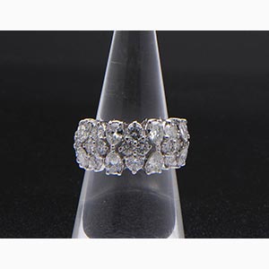 Diamonds ring ; ; 18k white gold, set with ... 