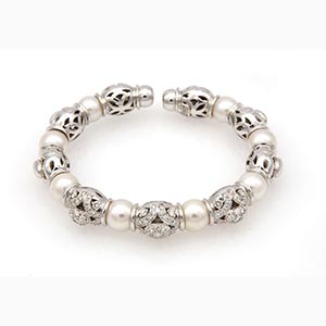 Pearl bracelet  manufacture, ... 