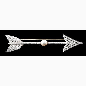 Diamond and pearl arrow brooch ; ; 18k ... 