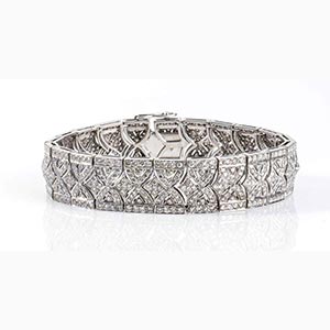 Semi rigid diamonds band bracelet ; ; 18k ... 