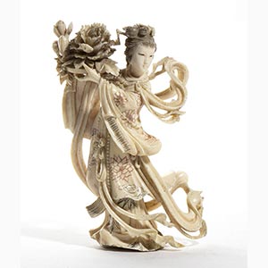Chinese ivory carving depicting He Xiangu - ... 