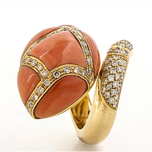Cerasuolo coral and diamonds ring; ... 