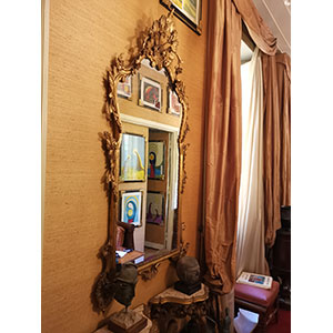 Italian gilt-wood mirror gilt-wood and ... 