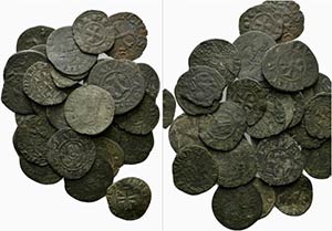 Lotto di 30 monete medioevali di area ... 