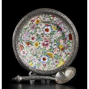 A POLYCHROME PORCELAIN DISH WITH SILVER ... 