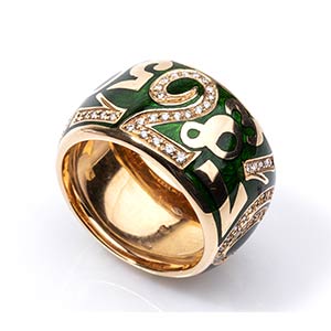 Gold and diamonds ring - by  FRANK ... 