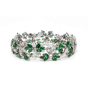 Gold, diamonds and emeralds bracelet 18k ... 