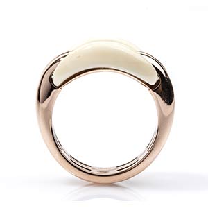 Gold and agate ring - by DAMIANI ... 