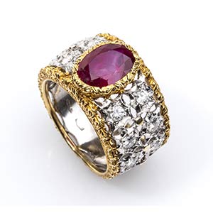 Gold, ruby and diamonds ring  18k white and ... 