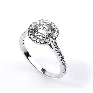 Solitaire gold and diamonds ring  18k white ... 