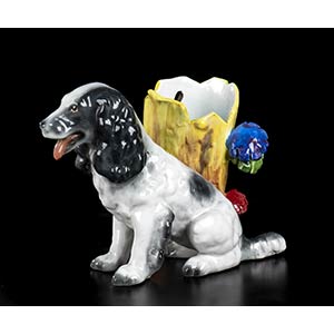TOSINSeated dog with vase 24 x 18 cmGood ... 