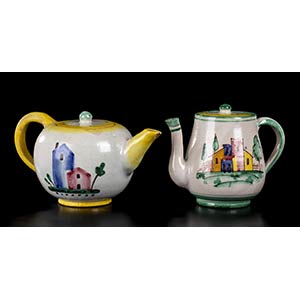 ICS VIETRI Two teapots: green and ... 